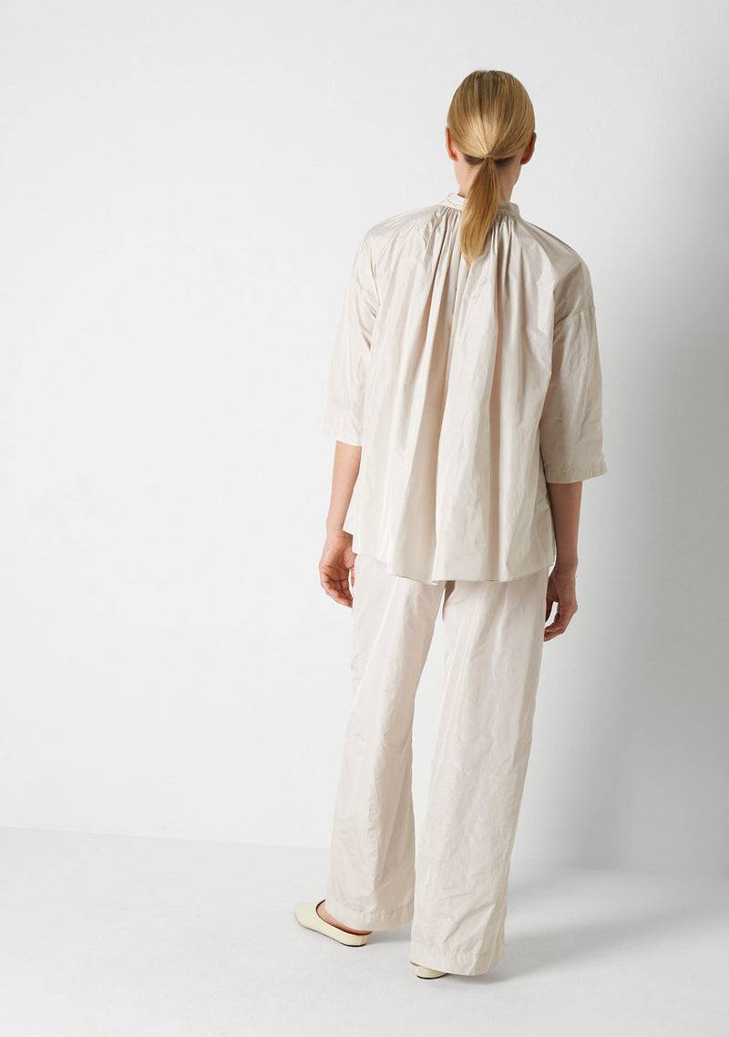 Katharina Hovman Pleats Top marmor Begrenzte Freigabe