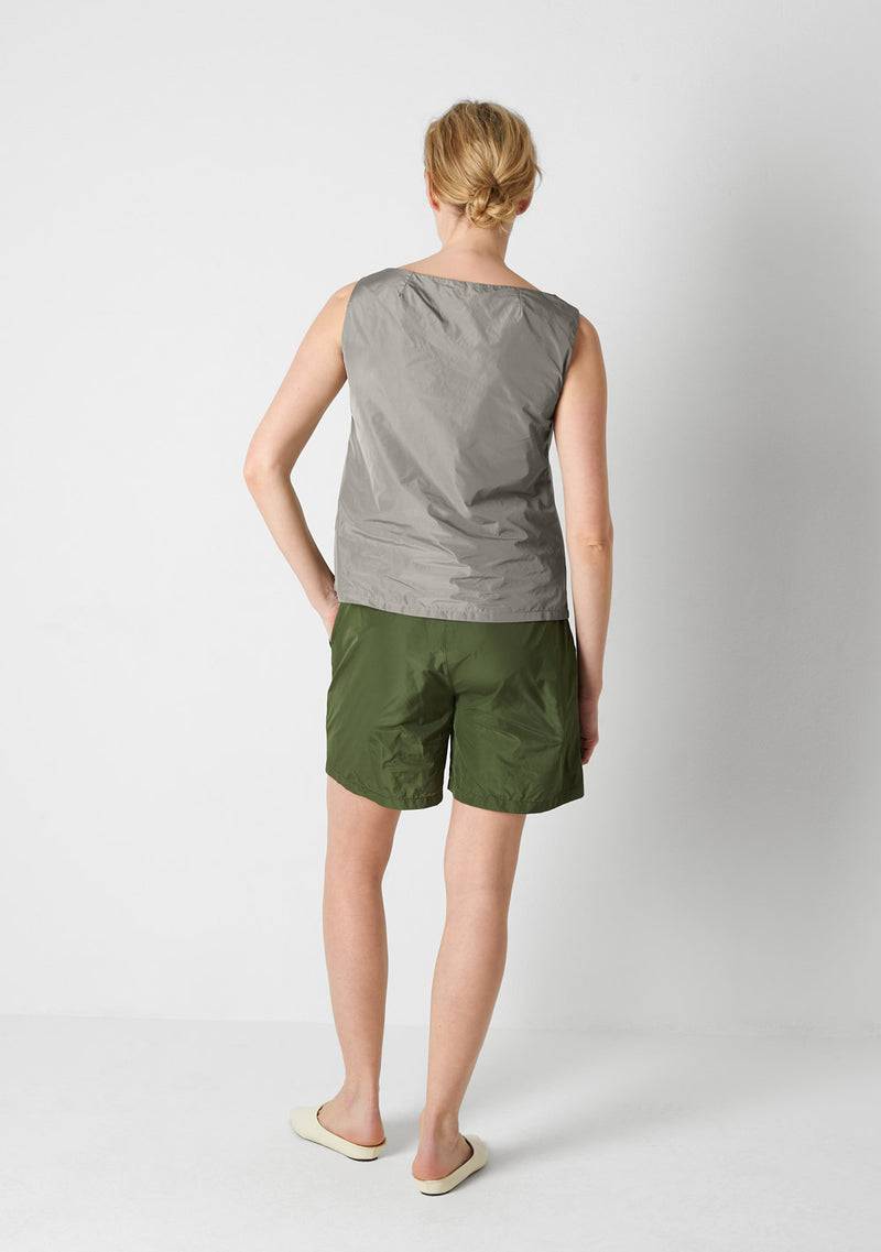 Katharina Hovman Shorts green tea Fabrik Onlineshop