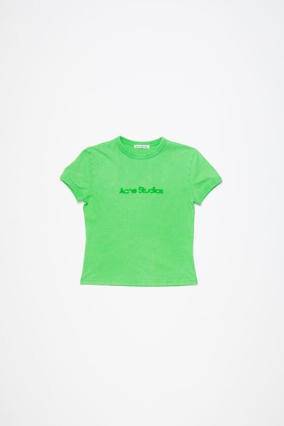 Acne Studios T-Shirt mit verschwommenem Logo – taillierte Unisex-Passform Neuheiten