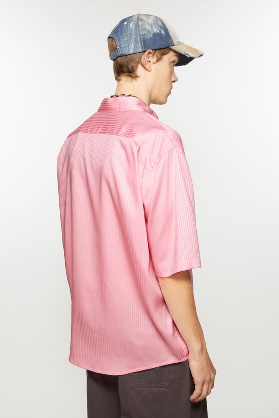 Acne Studios Gestreiftes Hemd mit Knopfleiste Black Friday Preise