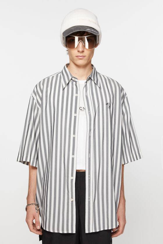 Acne Studios Gestreiftes Hemd mit Knopfleiste Auslauf