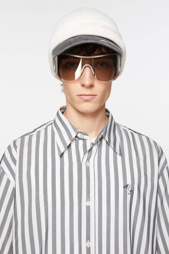 Acne Studios Gestreiftes Hemd mit Knopfleiste Auslauf