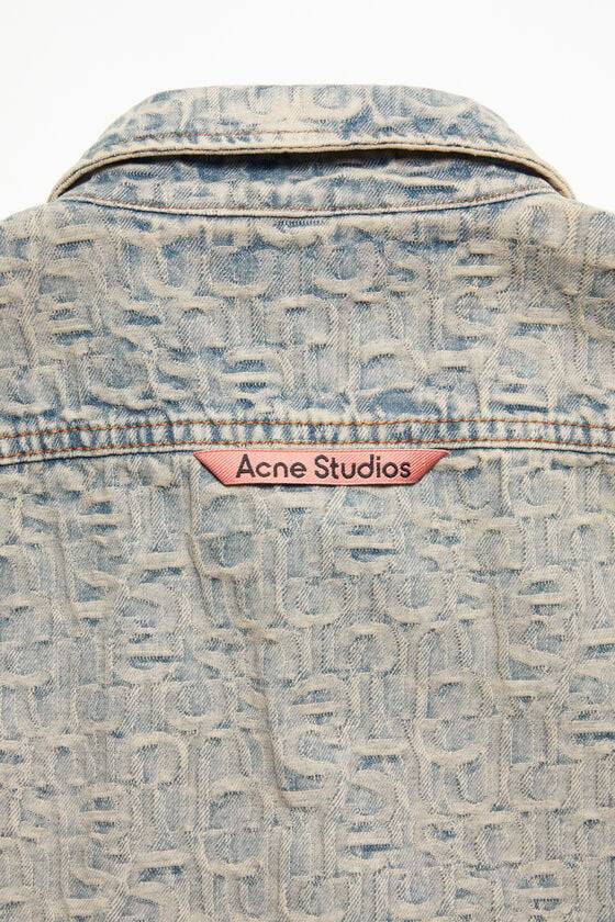 Acne Studios Monogramm-Jeanshemd – entspannte Passform Hotsell