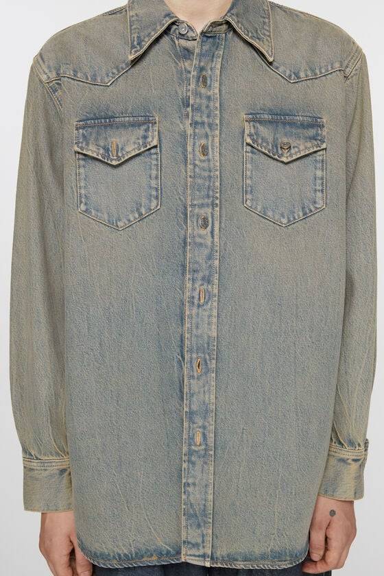 Acne Studios Jeanshemd in lockerer Passform Schlussverkauf