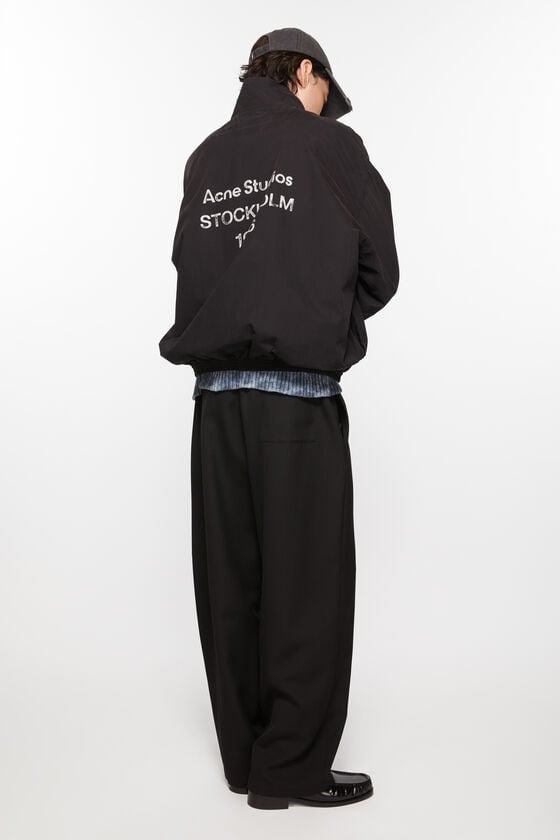 Acne Studios Figurnahe Hose Tägliche Deals