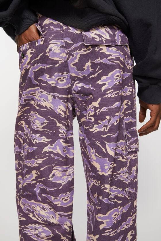 Acne Studios Hose mit Cargo-Print Sonderangebote