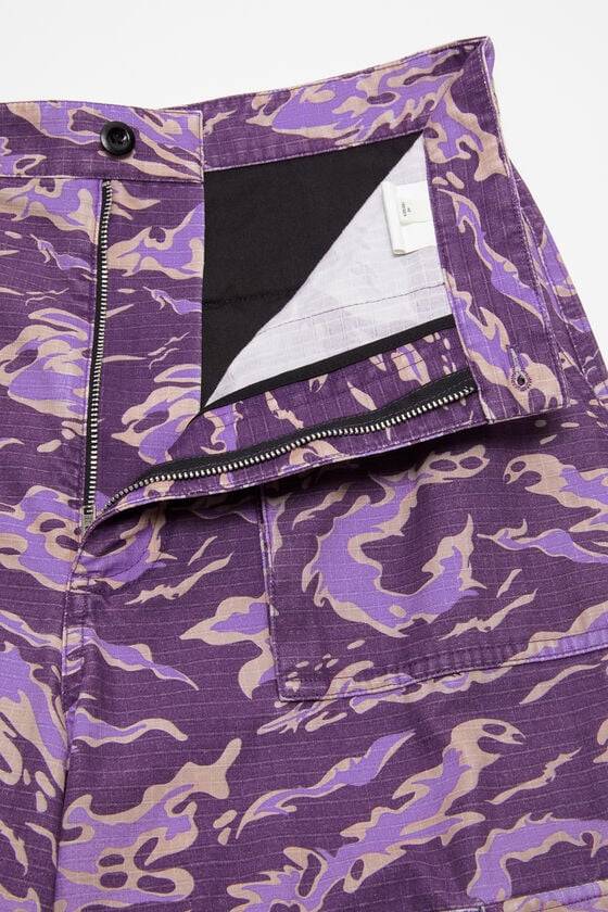 Acne Studios Hose mit Cargo-Print Sonderangebote