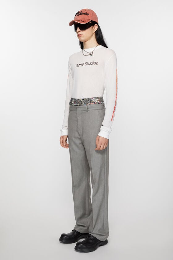 Acne Studios Figurnahe Hose Neueste Stile