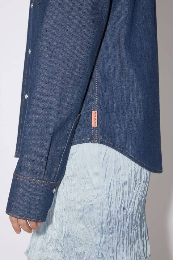 Acne Studios Jeanshemd mit Knopfleiste Rabatte dieses Monats
