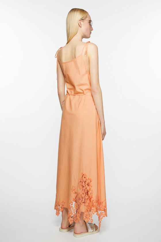 Acne Studios Wickelkleid aus Spitze Vatertagsangebot