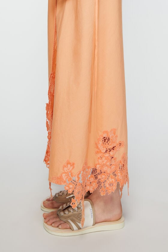 Acne Studios Wickelkleid aus Spitze Vatertagsangebot