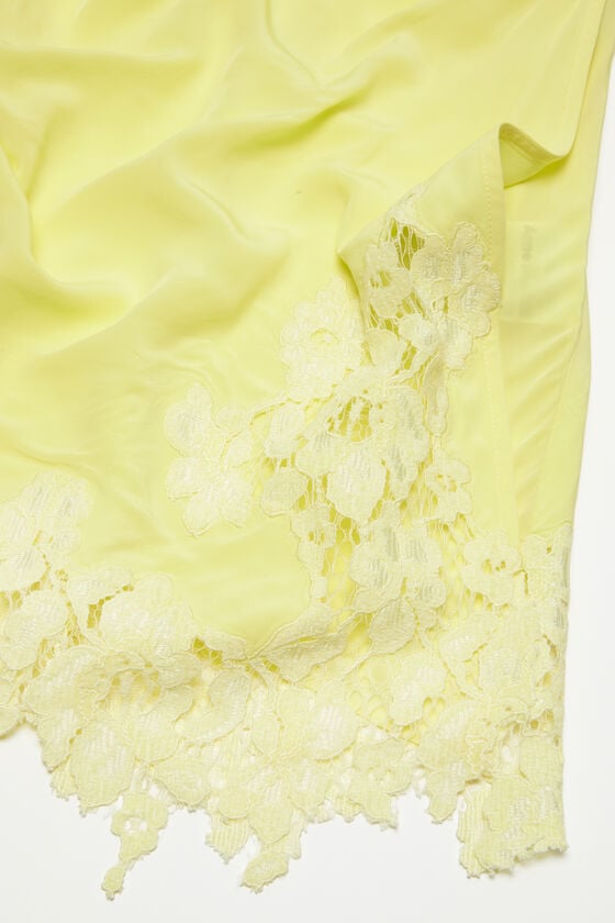 Acne Studios Kleid mit Spitzenbesatz Valentinstagsangebot