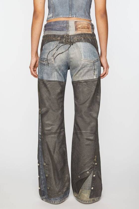 Acne Studios Bedruckte Hose im Angebot