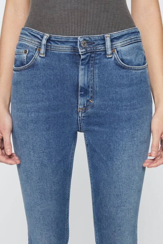 Acne Studios Jeans mit enger Passform –Peg Fabrikverkauf