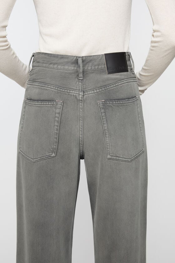 Acne Studios Jeans in lockerer Passform – 2022F Begrenztes Angebot