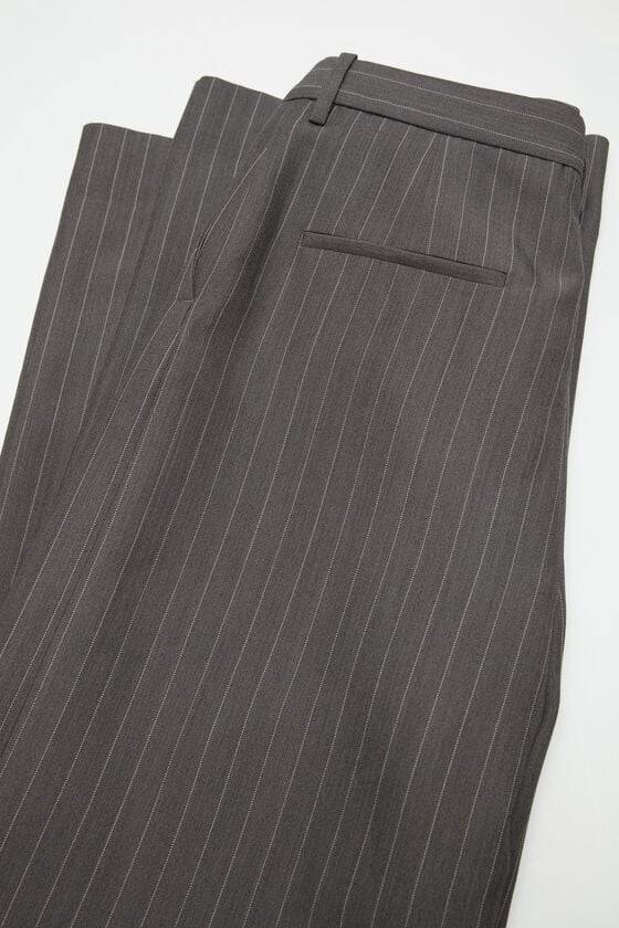 Acne Studios Dekonstruierte Nadelstreifenhose Riesige Rabatte