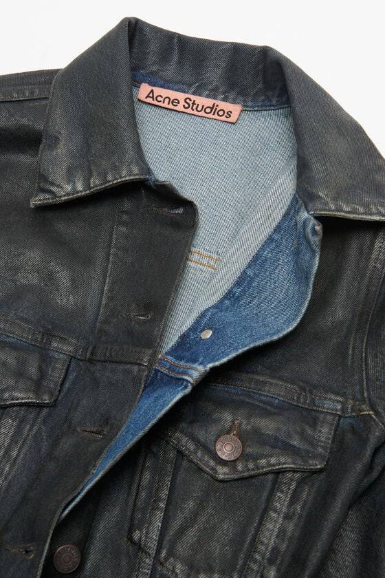 Acne Studios Kleid aus beschichtetem Denim Laufsteg-Show Zeitbegrenzte Promotion