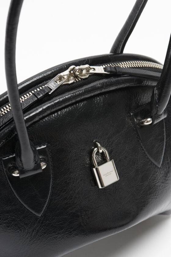 Acne Studios Bowlina mini shoulder bag Laufsteg-Show Nur für heute