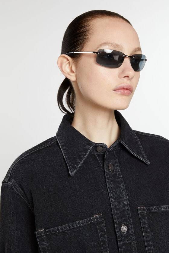 Acne Studios Getönte Sonnenbrille 50% Rabatt mit kostenlosem Versand