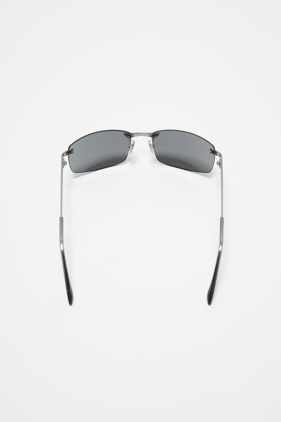 Acne Studios Getönte Sonnenbrille 50% Rabatt mit kostenlosem Versand