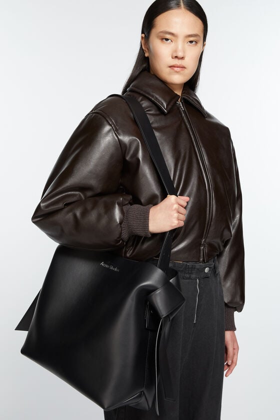 Acne Studios Musubi Midi Schultertasche Clearance-Verkauf