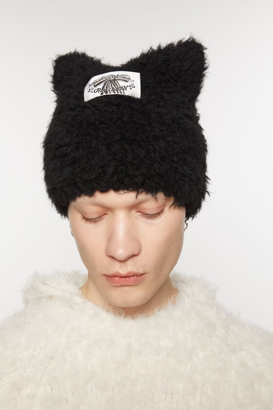 Acne Studios Fluffy square beanie Fabrikladen