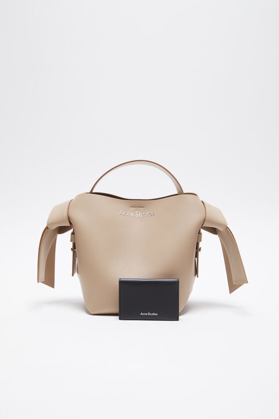 Acne Studios Gefaltete Lederbrieftasche Speichern exportieren