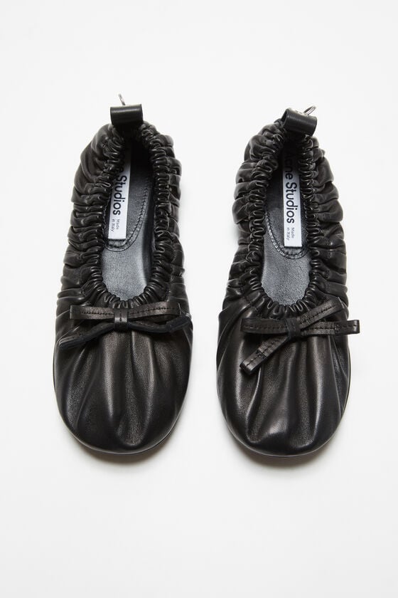 Acne Studios Ballerinas aus Leder Flash Sale