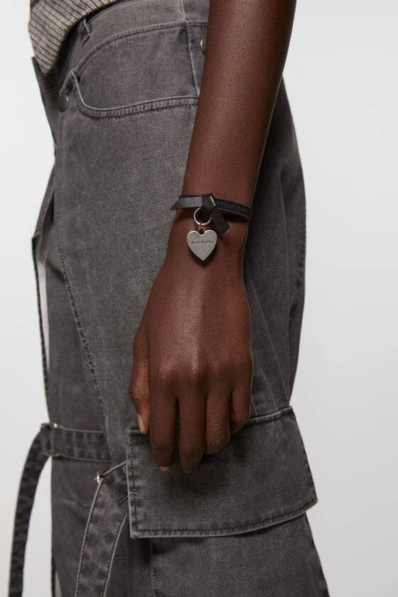 Acne Studios Armband mit Musubi-Knoten Weihnachtsangebot