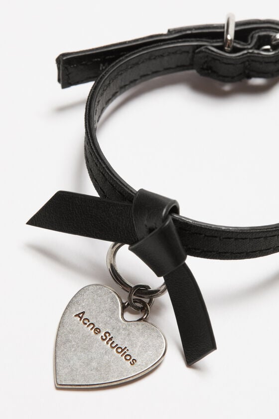 Acne Studios Armband mit Musubi-Knoten Weihnachtsangebot