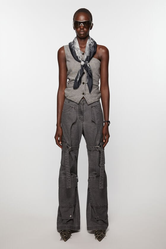 Acne Studios Quadratischer Seidenschal Osterangebot