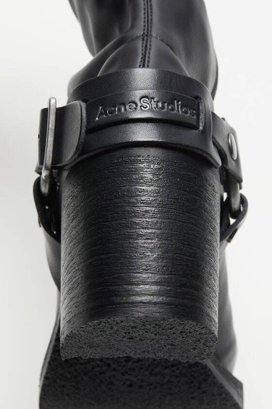 Acne Studios Pull-On-Stiefel mit Schnalle Vatertagsangebot