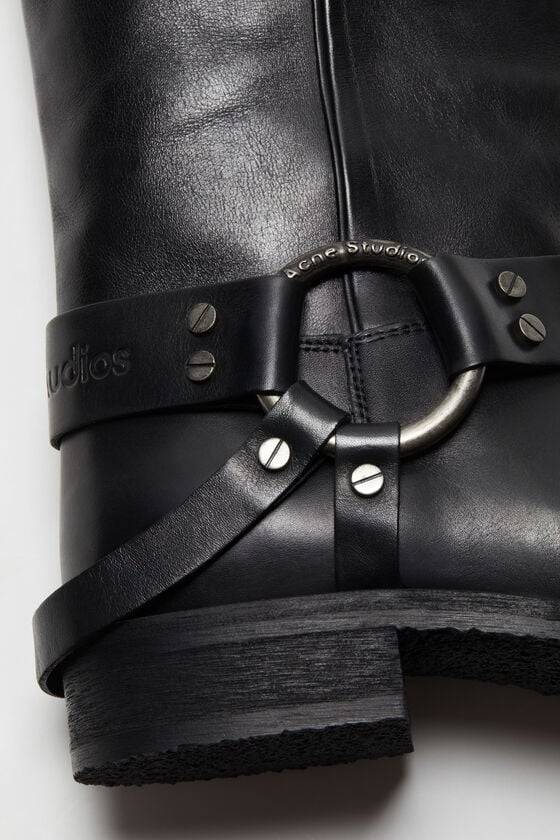 Acne Studios Lederstiefel mit Schnalle Exklusive Angebote