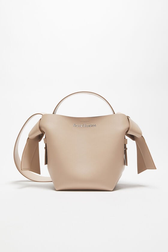 Acne Studios Musubi Mini Schultertasche Neuheiten