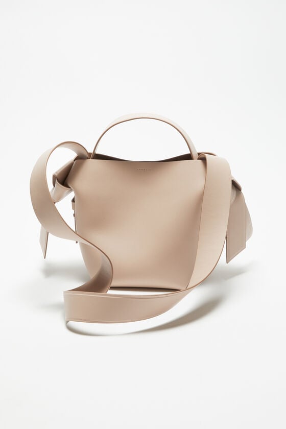 Acne Studios Musubi Mini Schultertasche Neuheiten