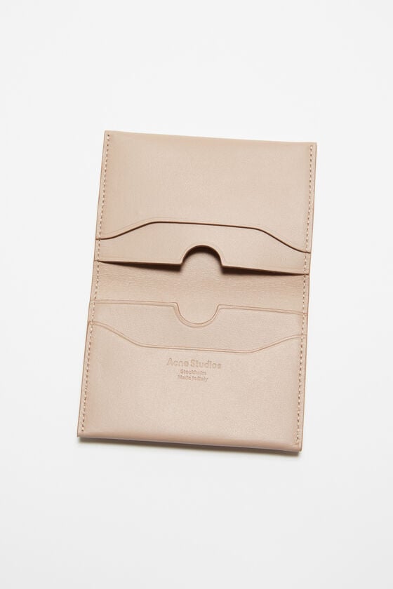 Acne Studios Gefaltete Lederbrieftasche Räumungsverkauf