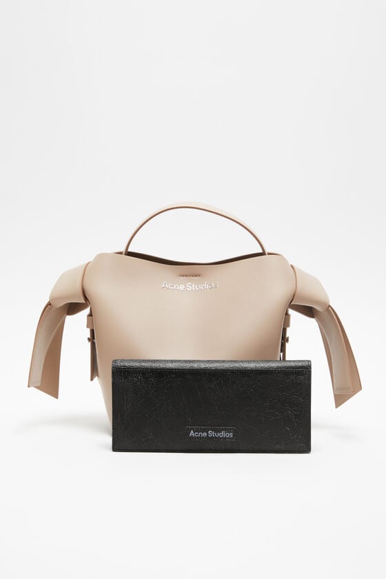 Acne Studios Kontinentale Brieftasche Tägliche Deals