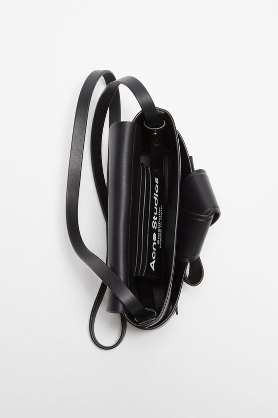 Acne Studios Musubi Mini-Umhängetasche JETZT KAUFEN