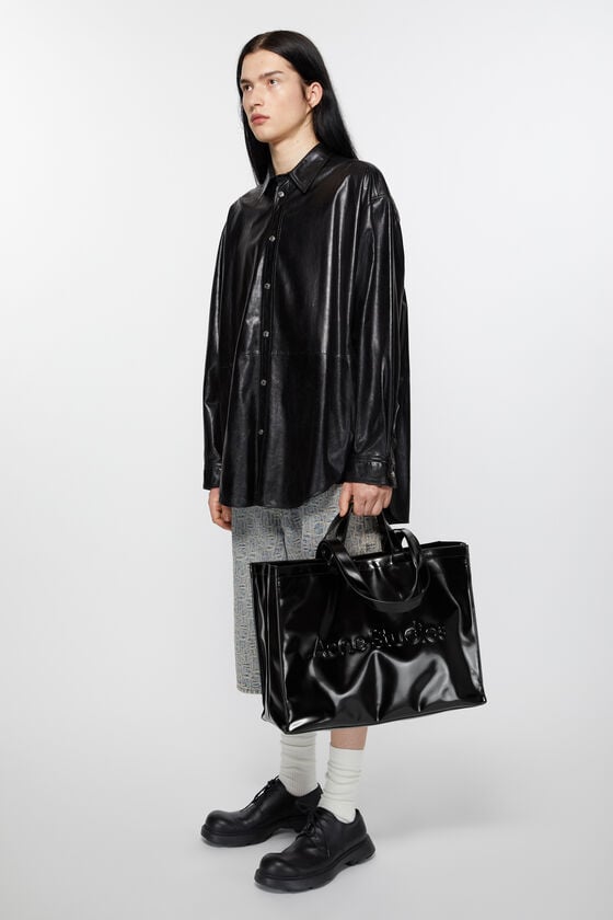 Acne Studios Umhängetasche mit Logo Letzter Tag