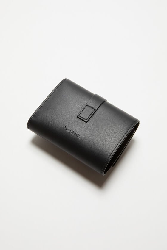 Acne Studios Gefaltete Musubi-Geldbörse Zeitbegrenzte Promotion