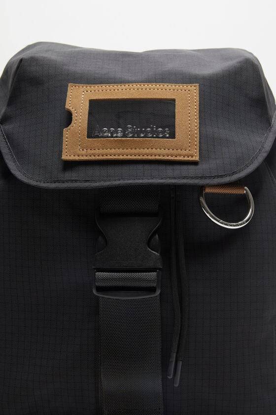 Acne Studios Rucksack aus Ripstop-Nylon 50% Rabatt mit kostenlosem Versand