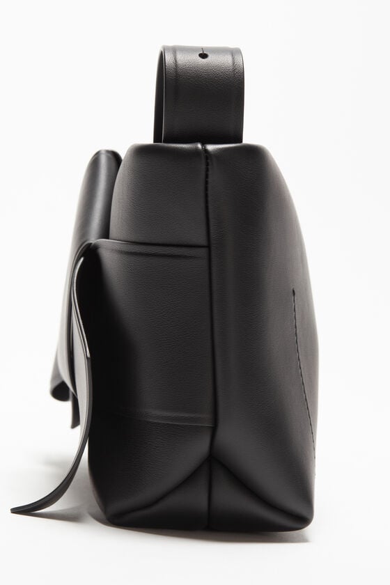 Acne Studios Musubi Schultertasche Begrenzt auf 3 Tage