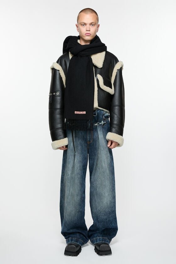 Acne Studios Schmaler Fransen-Schal aus Kaschmir Black Friday Preise