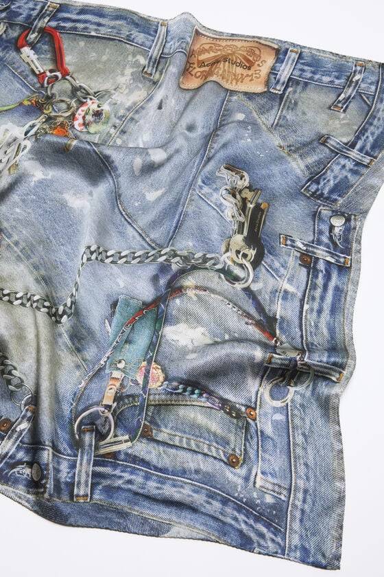 Acne Studios Bedruckter Seidenschal Flash Sale