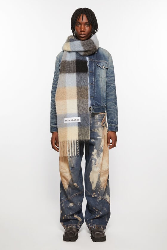 Acne Studios Karierter Schal aus Mohair Exklusivangebot