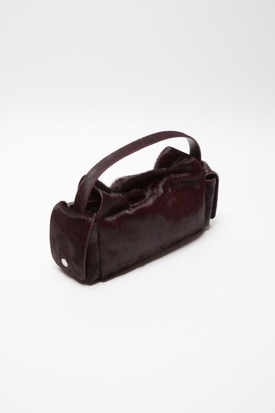 Acne Studios Multipocket furry leather bag Laufsteg-Show Saisonschlussverkauf