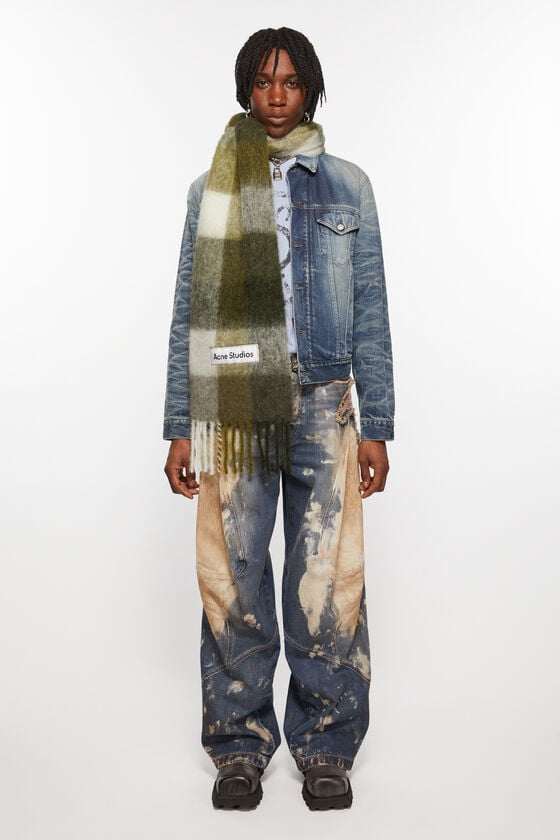 Acne Studios Karierter Schal aus Mohair Black Friday
