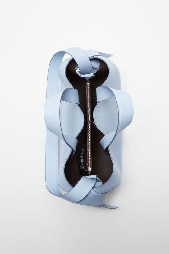 Acne Studios Musubi Midi-Tasche Osterangebot