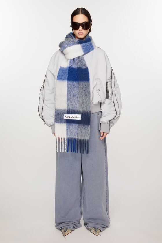 Acne Studios Karierter Schal aus Mohair Valentinstagsangebot