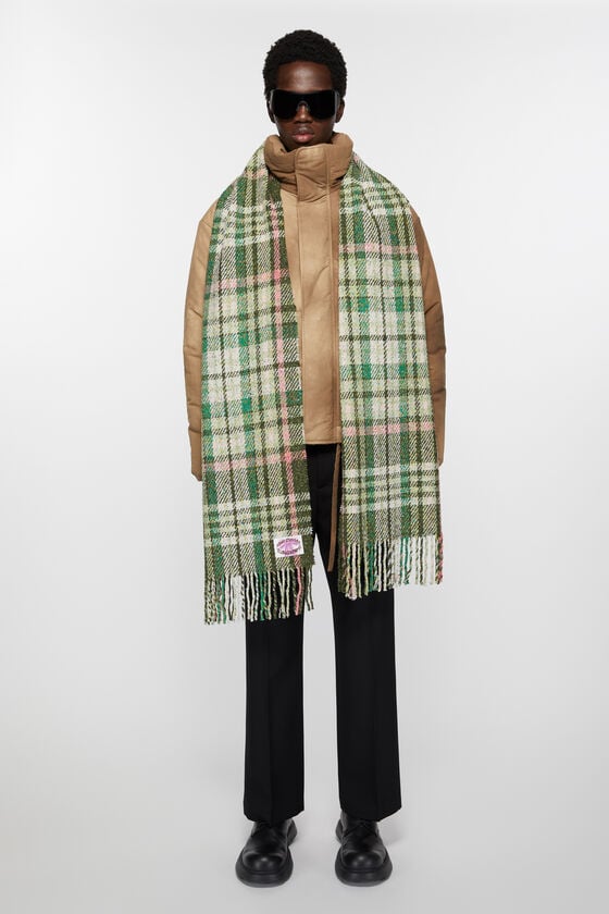 Acne Studios Fransen-Schal mit Karomuster Blitzangebot